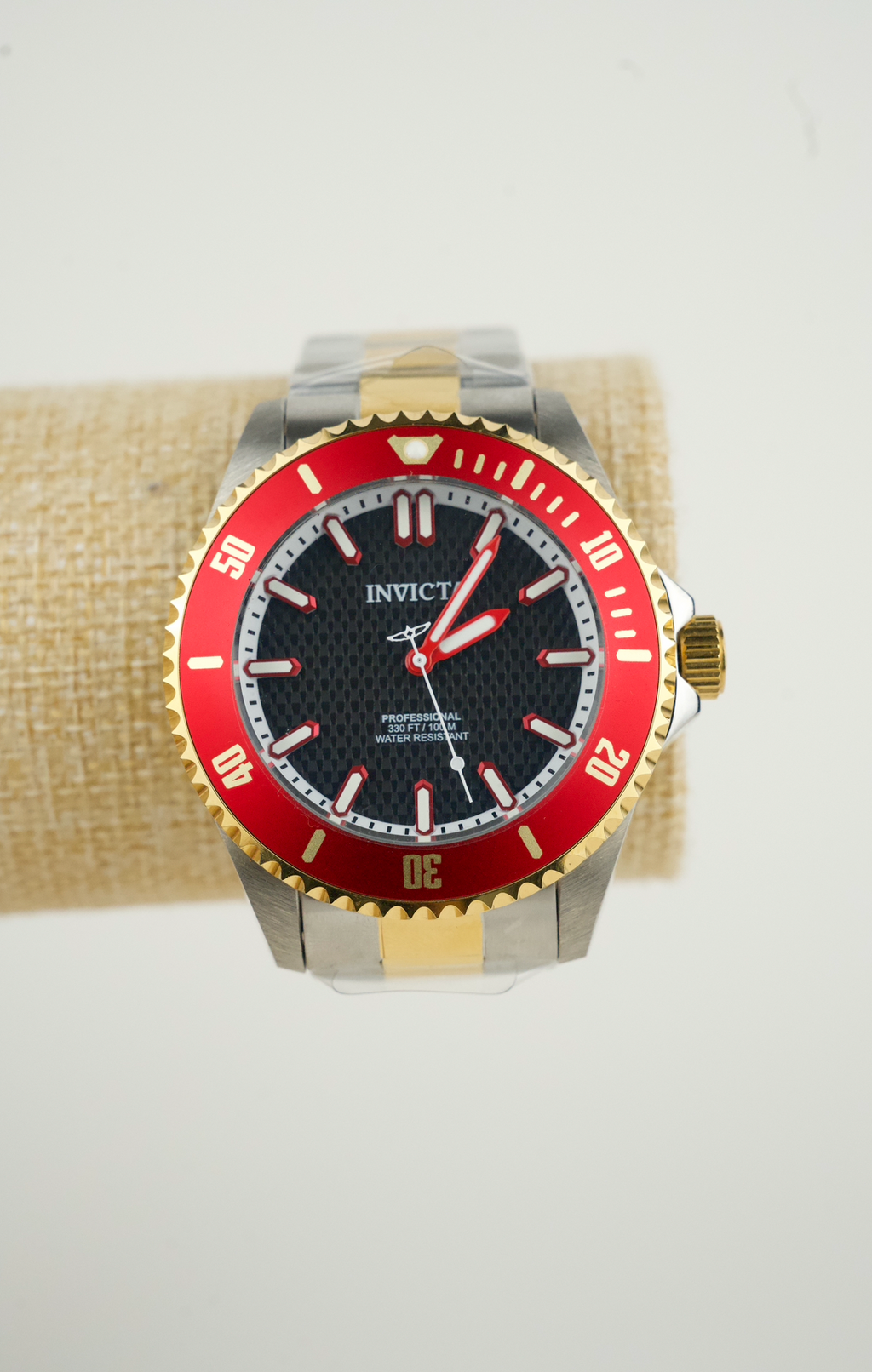 Invicta Pro Diver men's watch, model 46647.