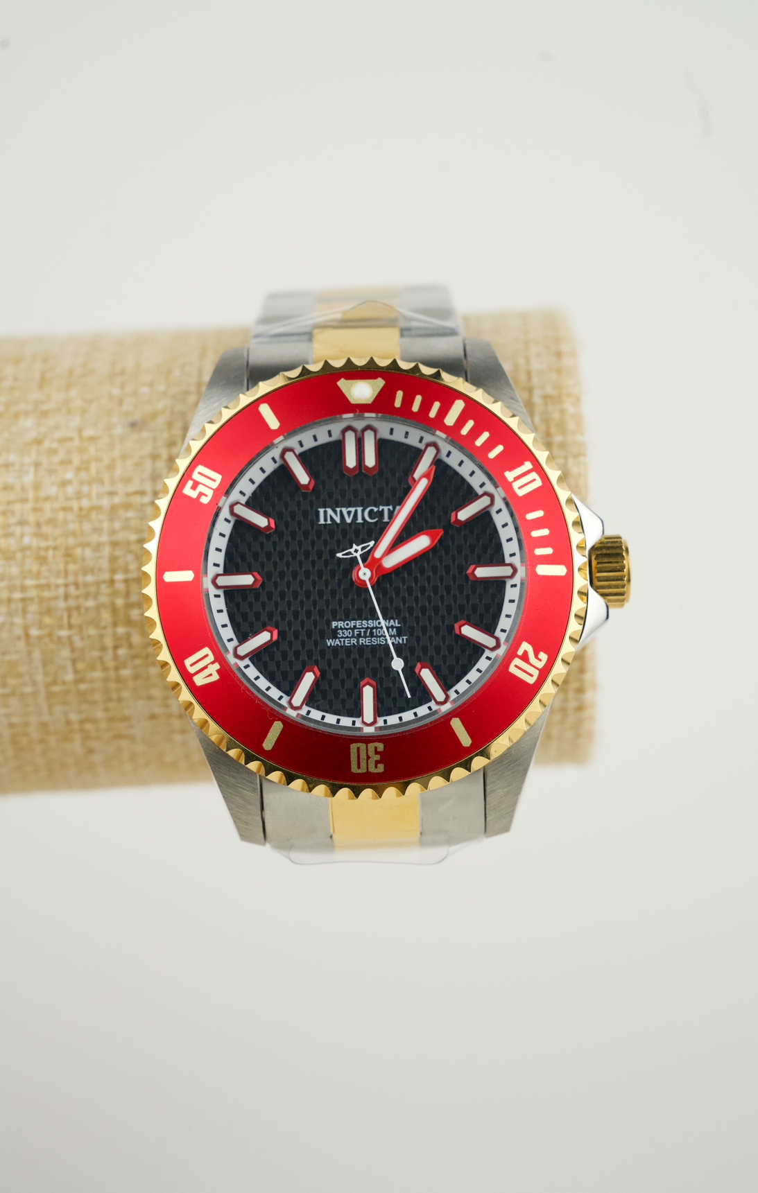 Invicta Pro Diver men's watch, model 46647.