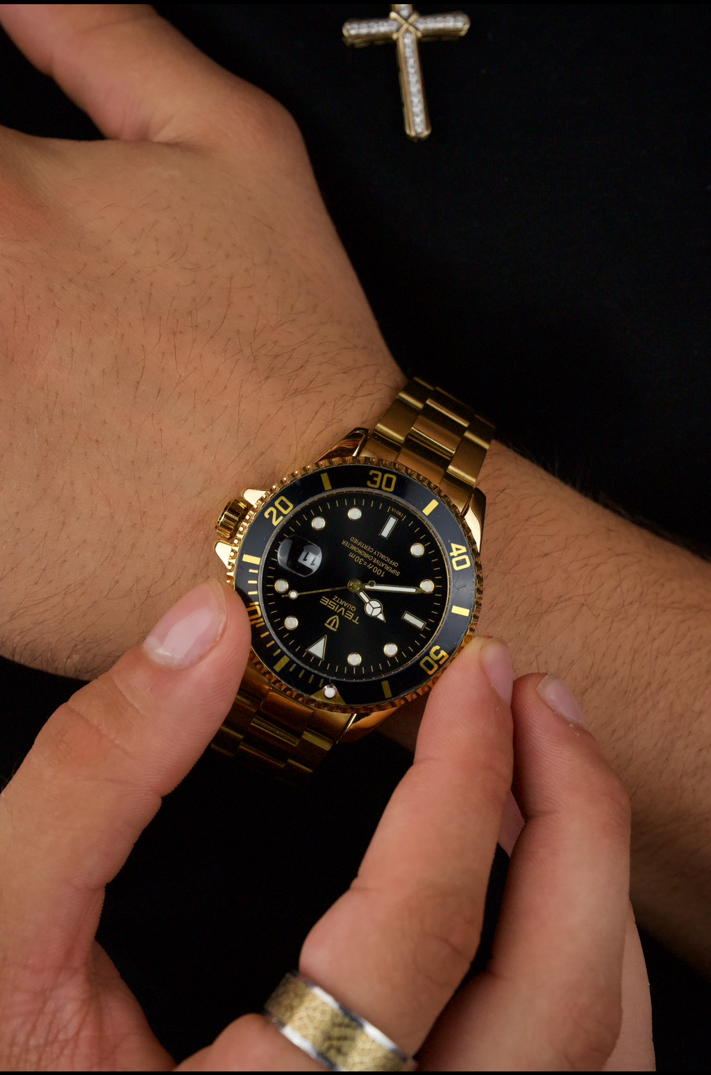 TEVISE Men's Watch - Color Dial Calendar Luminous Waterproof Quartz