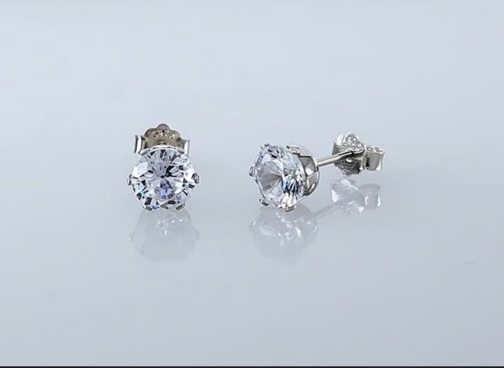 Stainless Steel Heart Pendant Necklace & Stud Earrings Set