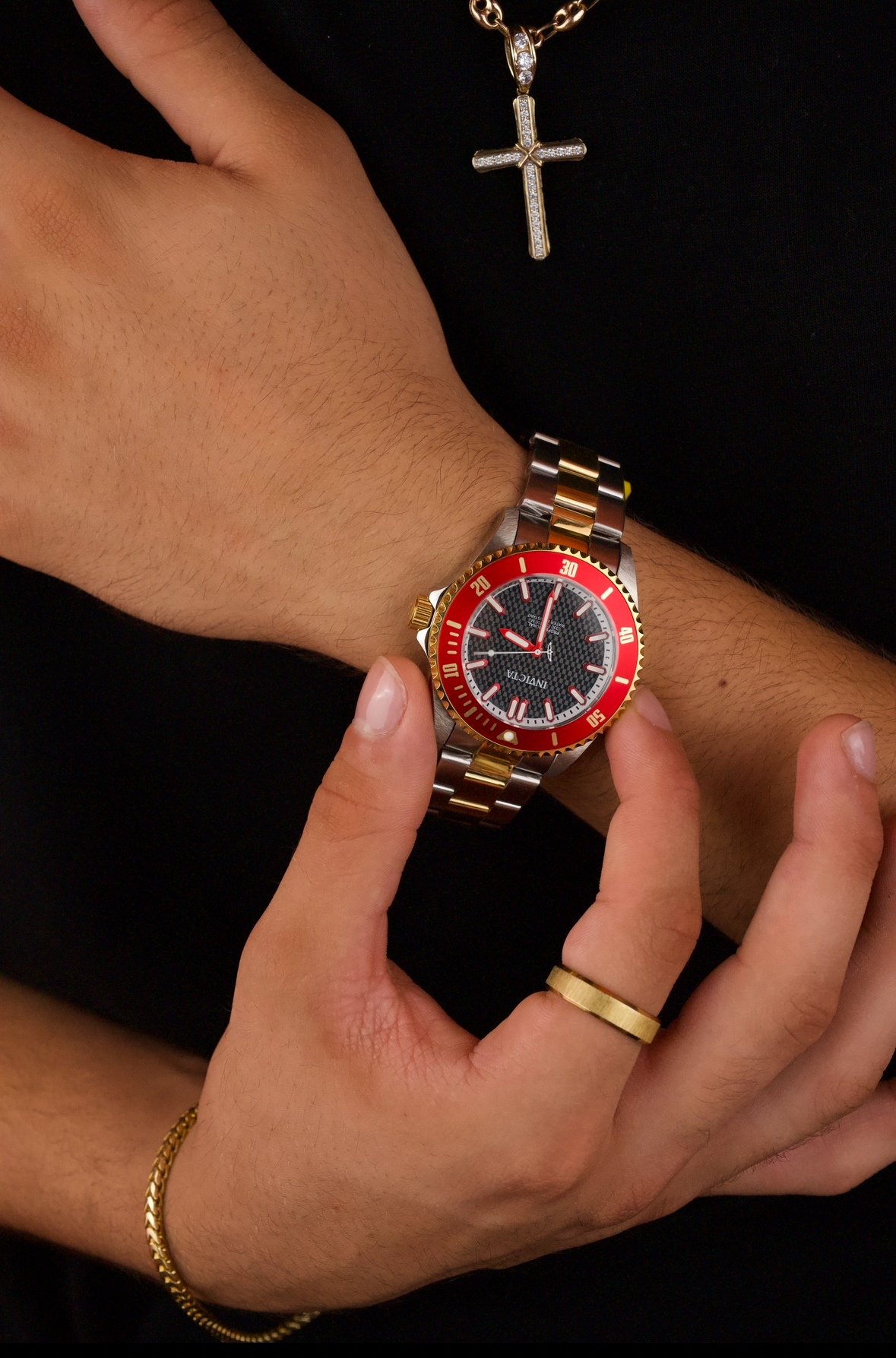 Invicta Pro Diver men's watch, model 46647.