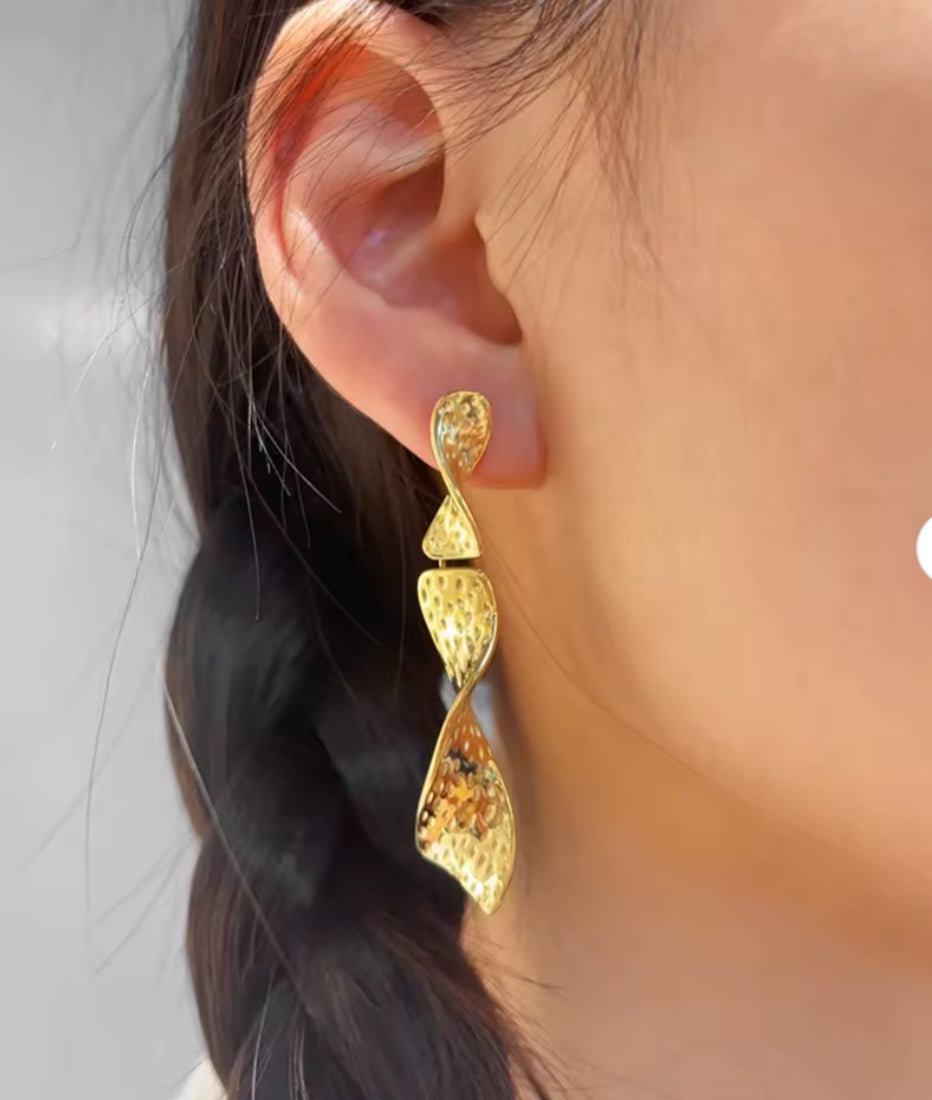 Stainless steel twisted gold earrings